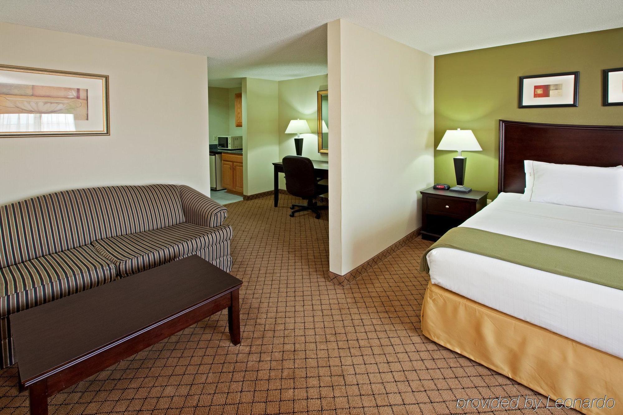 Holiday Inn Express & Suites Harrison By Ihg Oda fotoğraf